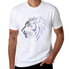 Premium Minimal Lion Line Art T-Shirt Soft Cotton Graphic Tee Y2K Style Lion Outline T-Shirt | Cool Graphic Top for Guys & Girls