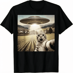 Funny Design Cat Selfie With An Alien UFO Theme Unisex T-Shirt