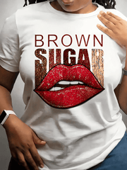 Women's Black Graphic T Shirt, Brown Sugar Red Lips Print Tee, Fashion Casual Short Sleeve Shirt, Trendy Beauty Lover Gift Top