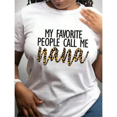 Women'sT-ShirtWomen'sT-ShirtWhere"The Person I Love Most Calls Me Grandma" Printed T-Shirt-Black, White, And Gold Letter Design, Loose-Fitting Short-Sleeve Round-Neck Top, Breathable Casual Summer Wear, Women's T-Shirt