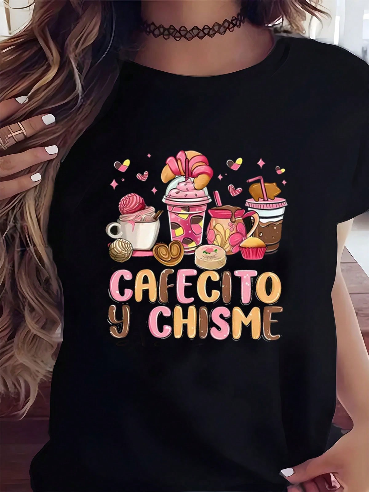 Women's Cafecito Y Chisme Graphic T‑Shirt, Funny Spanish Hispanic Coffee & Dessert Lover Short‑Sleeve Cotton Casual Tee, Latina Gift Top