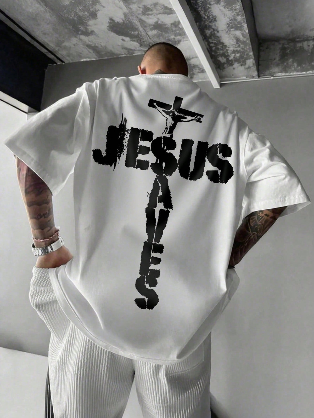 Men's Simple Round Neck Sports Casual Jesus Letter Print Pattern Short Sleeve Summer Black T-Shirt, Breathable