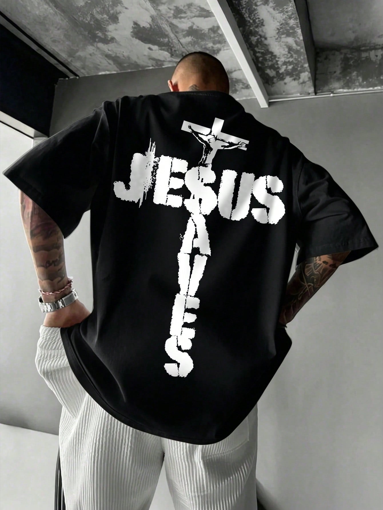 Men's Simple Round Neck Sports Casual Jesus Letter Print Pattern Short Sleeve Summer Black T-Shirt, Breathable