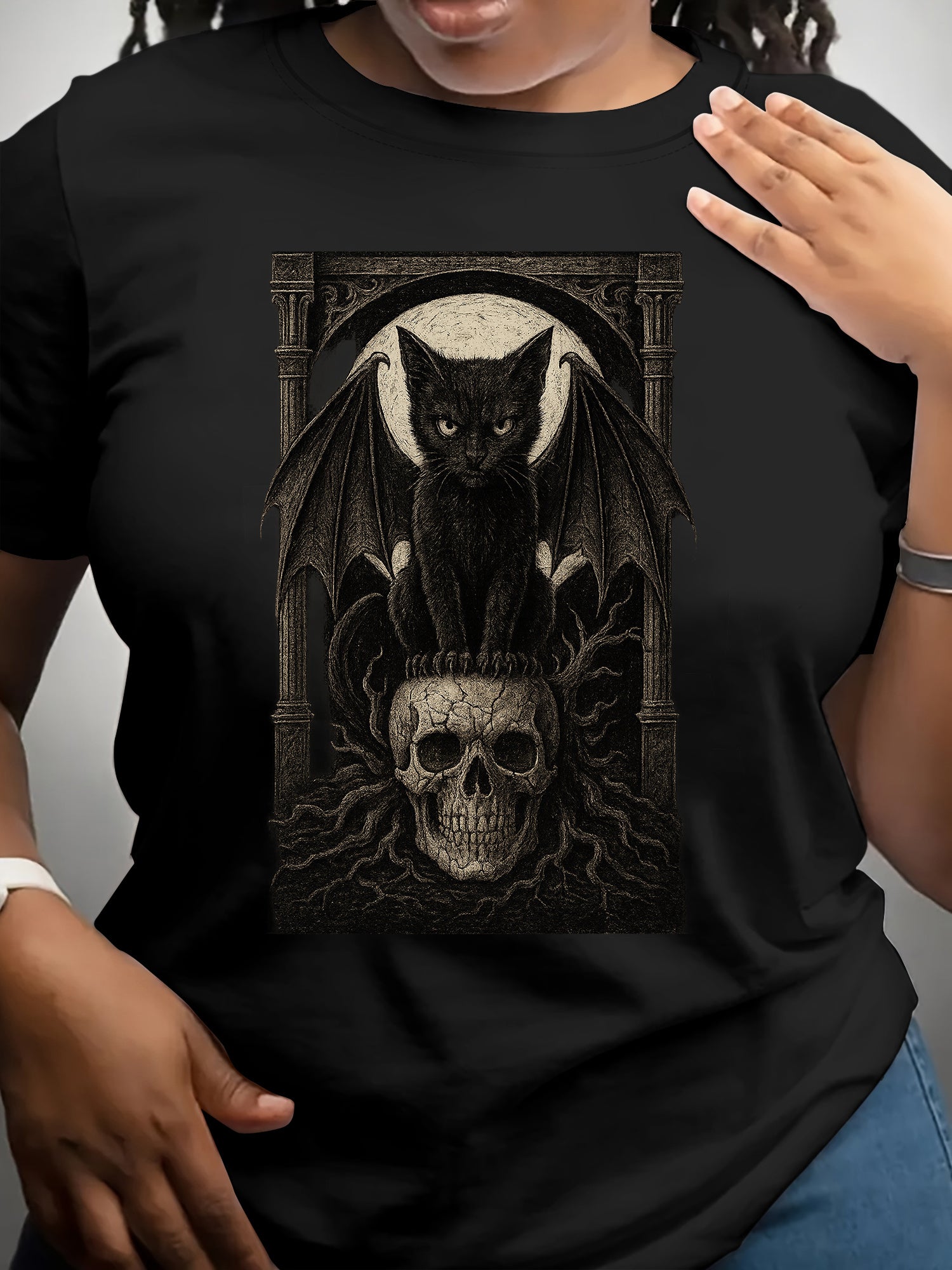 Black Cat Pattern Women's Short-sleeved Shirt with Wings