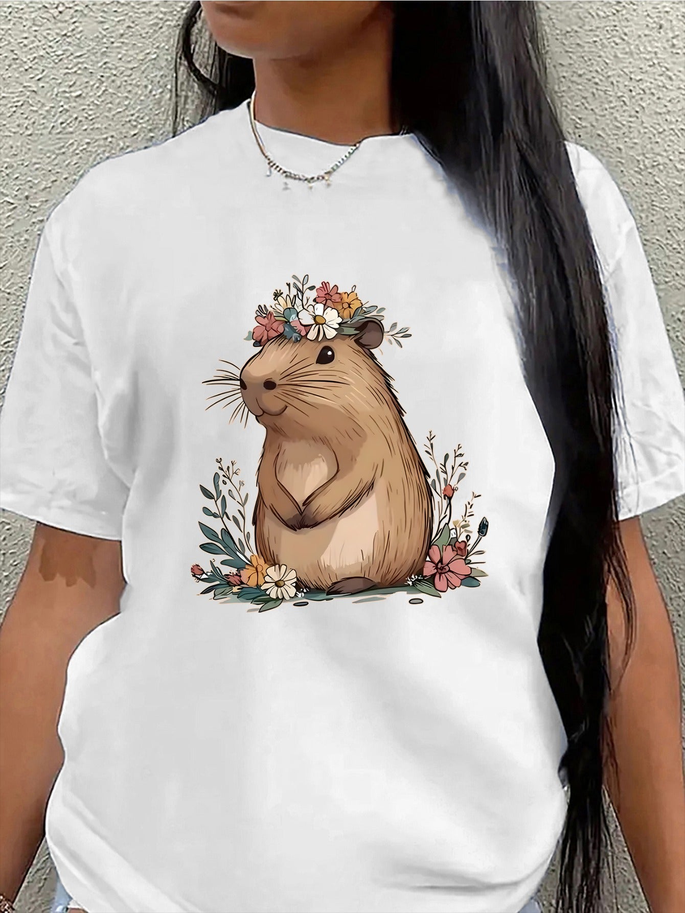 Polyester Short Sleeve T-Shirt with Adorable Floral Guinea Pig Design, Lightweight and Durable for Casual Wear at Home, Cafe, or Outdoor Settings, Comfortable Fit for Daily Use