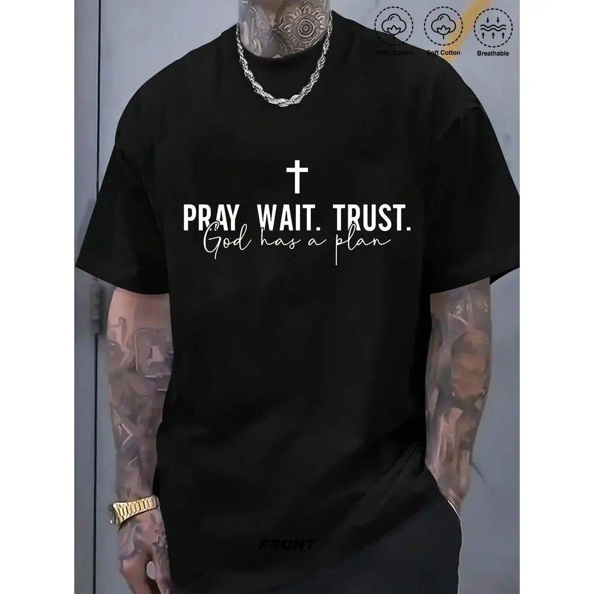 Men's Plus Size Cotton Faith-Based Fashion T-Shirt, Oversized Short-Sleeve Breathable Top with "Pray Wait Trust God Has A Plan" Graphic Print for Casual Wear