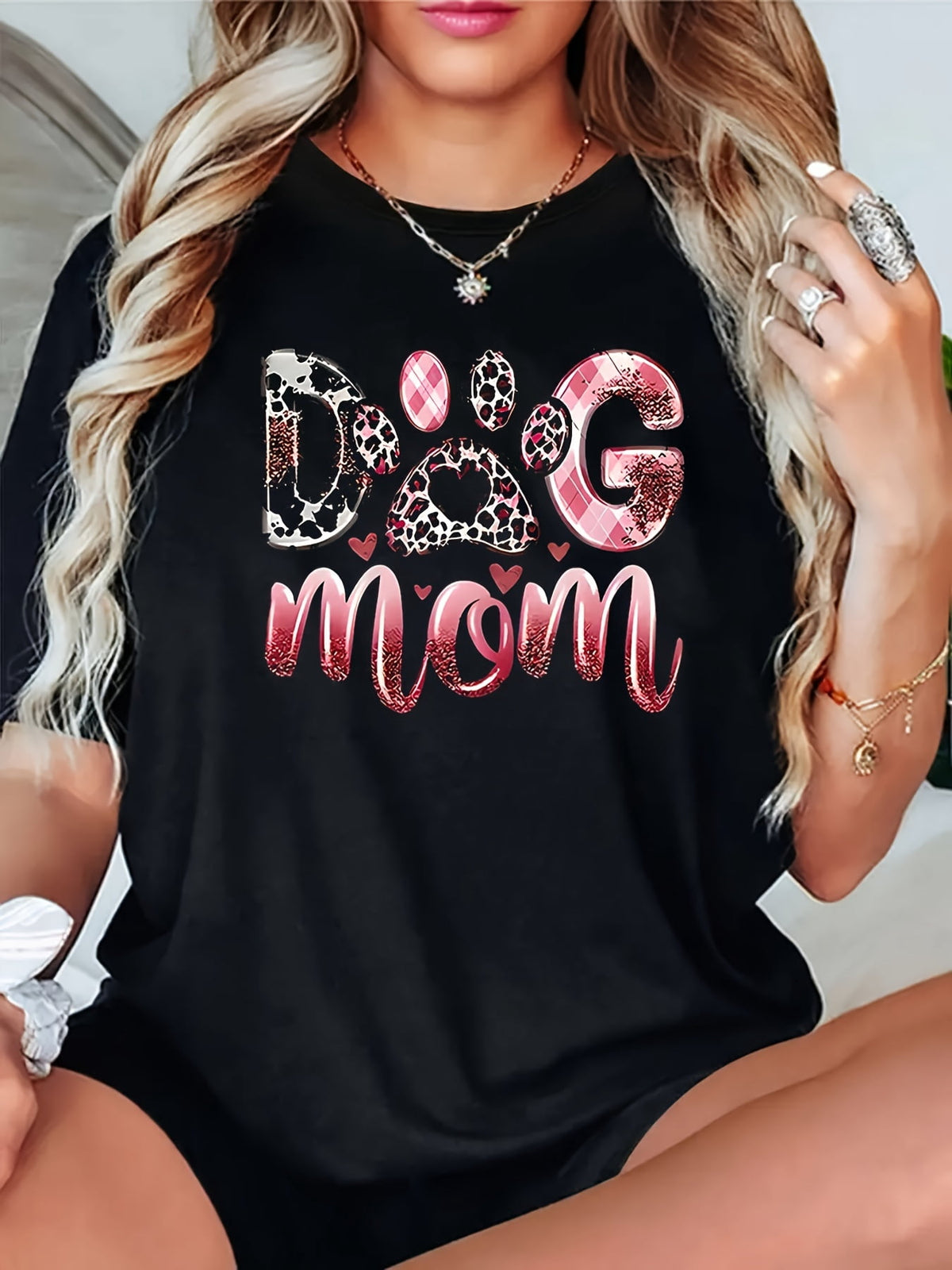 Dog Mom Leopard Plaid Paw Print Pet Lover Graphic T-Shirt