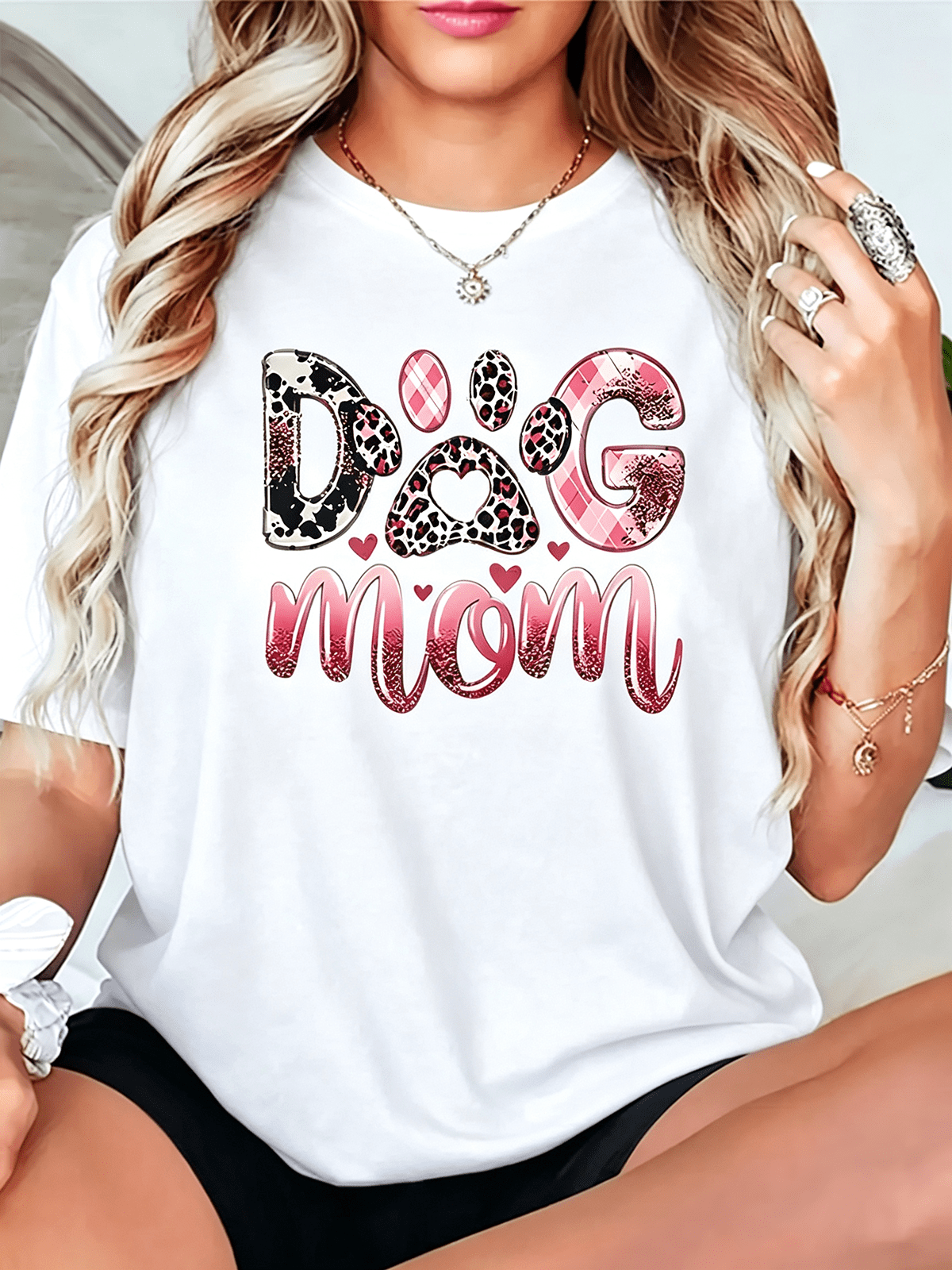 Dog Mom Leopard Plaid Paw Print Pet Lover Graphic T-Shirt