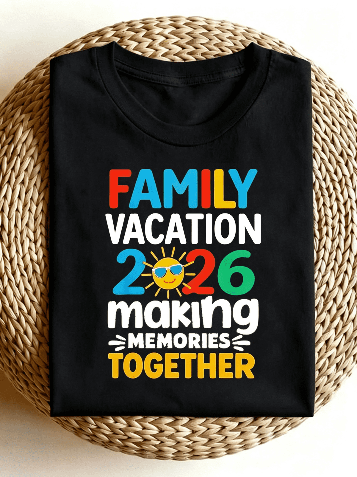 Family Vacation 2026 Making Memories Together Cute Sun Graphic T-Shirt
