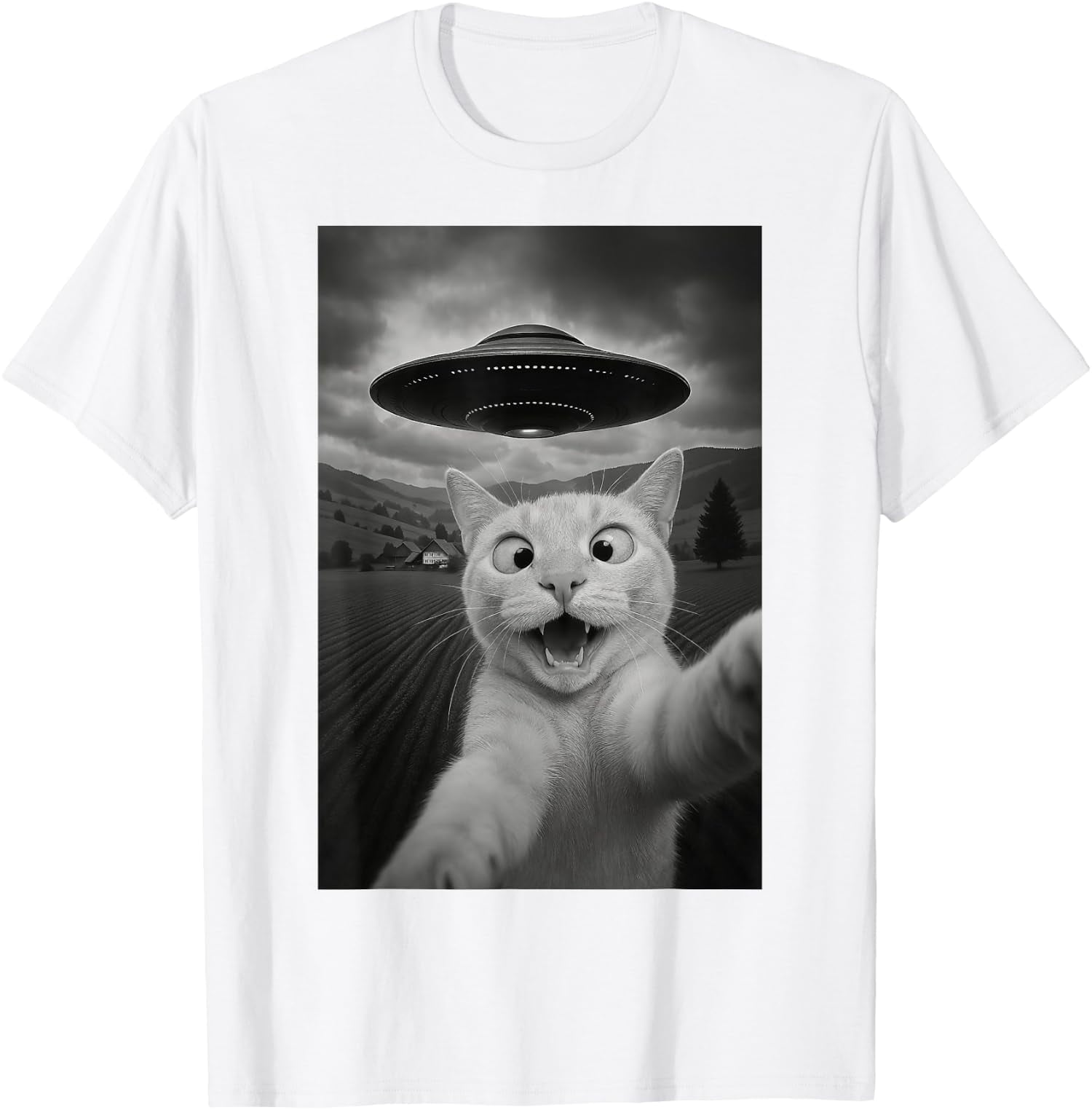 Funny Cat Selfie With Alien Ufo Graphic Gift Cool Unisex T-Shirt