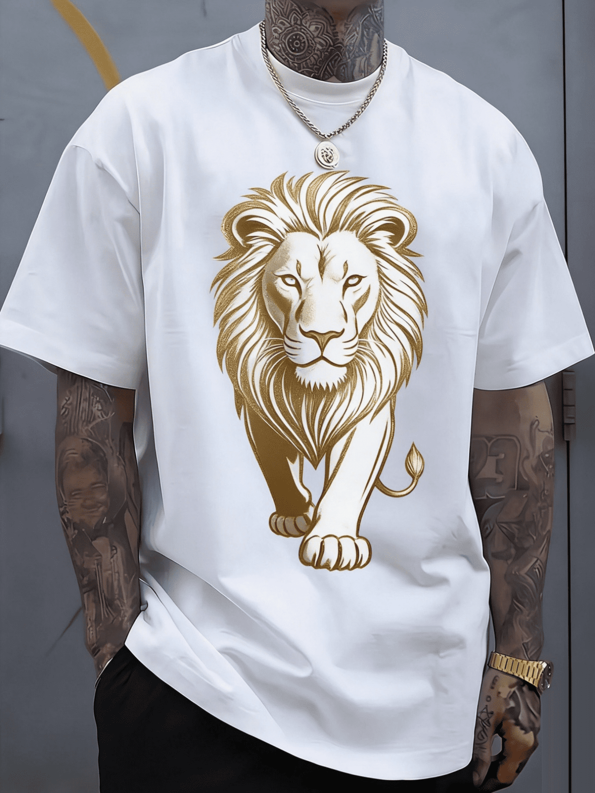 Golden Lion King Graphic Men's Casual Oversized T-Shirt