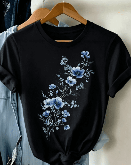Women Blue Floral Graphic T-Shirt, Cute Flower Casual Crew Neck Short Sleeve Tee, Soft Lightweight Top for Spring Summer
