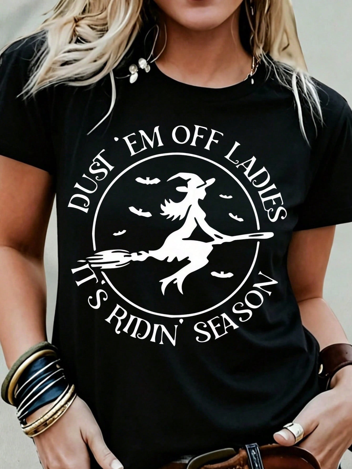 Women'S Witch & Broomstick Graphic T-Shirt - With Witch & Broomstick Print, Short Sleeve Crew Neck Casual Top For Halloween, Spring Summer