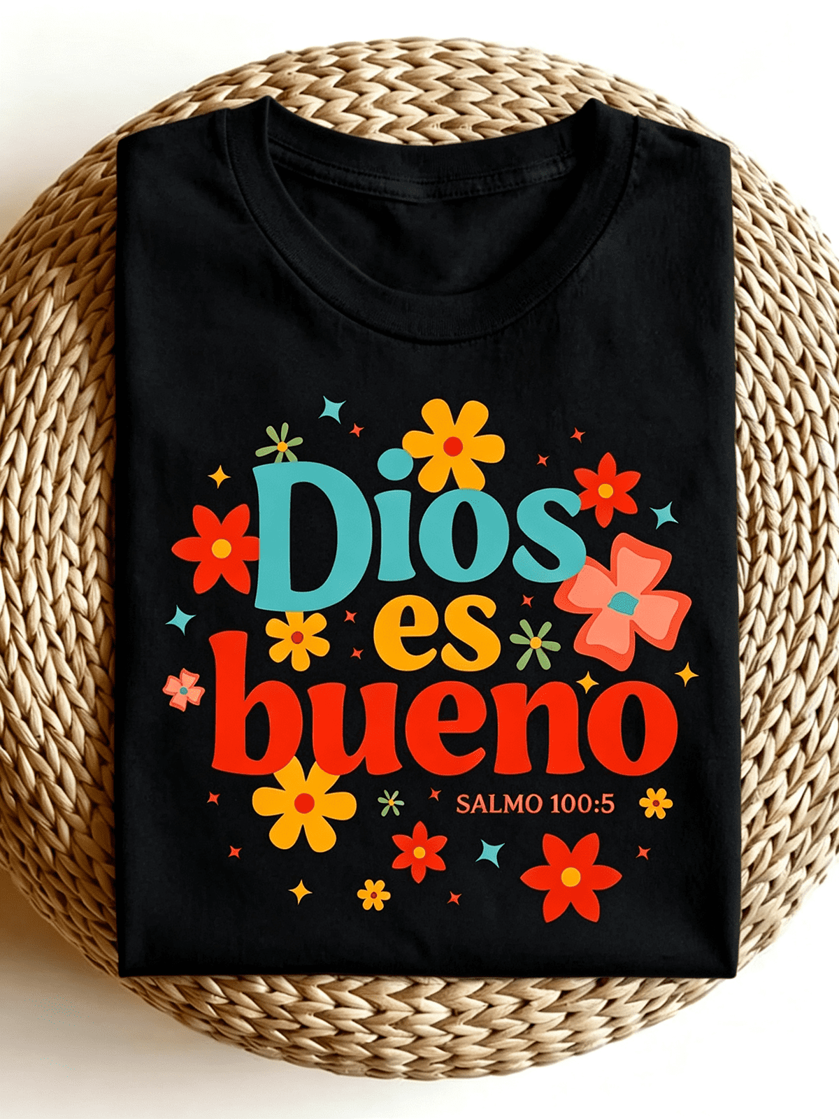 Women’s Dios Es Bueno Salmo 1005 Floral Christian Graphic Tee Retro Spanish Faith Short Sleeve T-Shirt