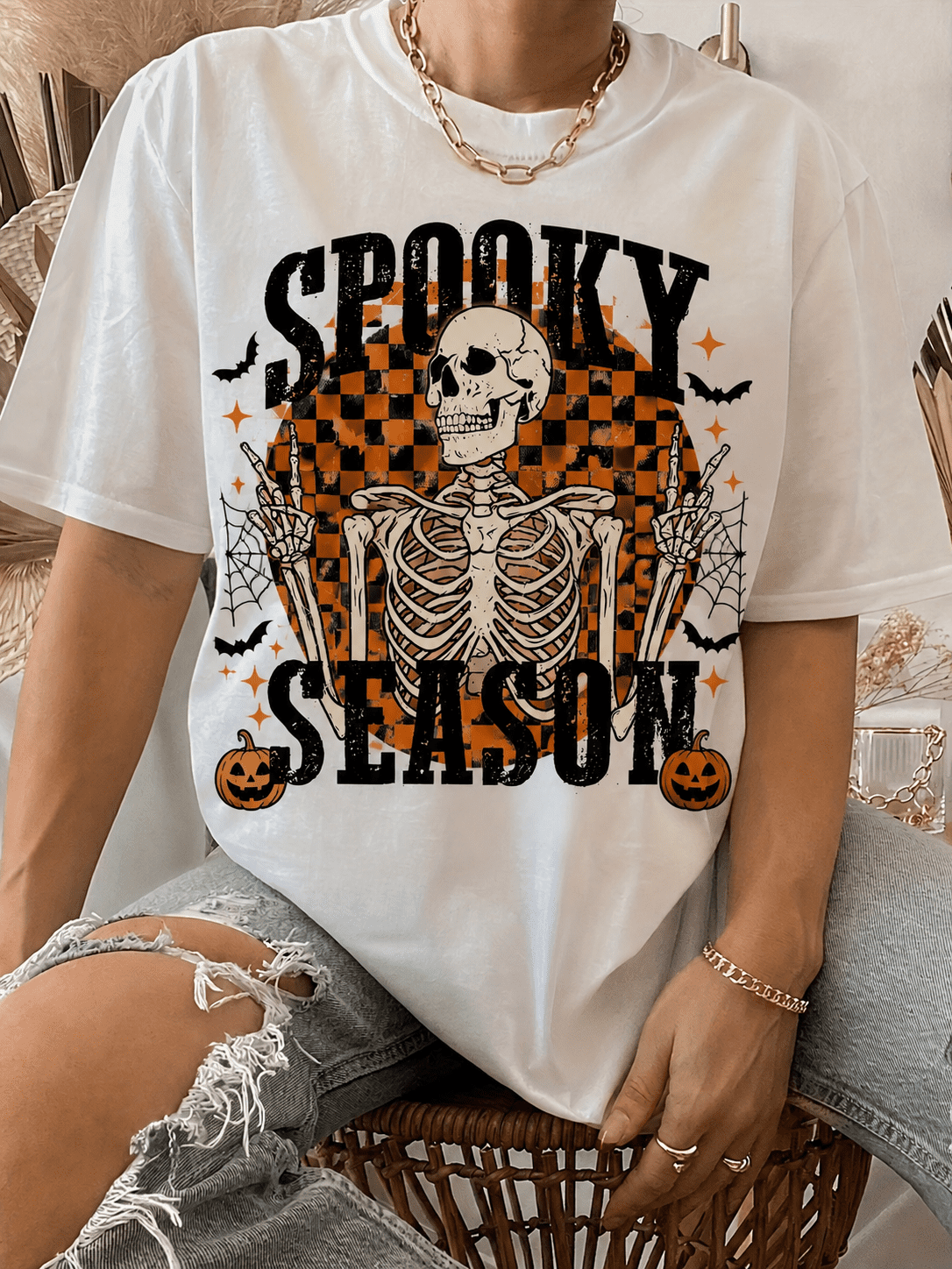 Women's Halloween Spooky Season Skeleton Graphic T-Shirt, Pumpkin Bat Vintage Graphic Casual Short Sleeve Crewneck Tee