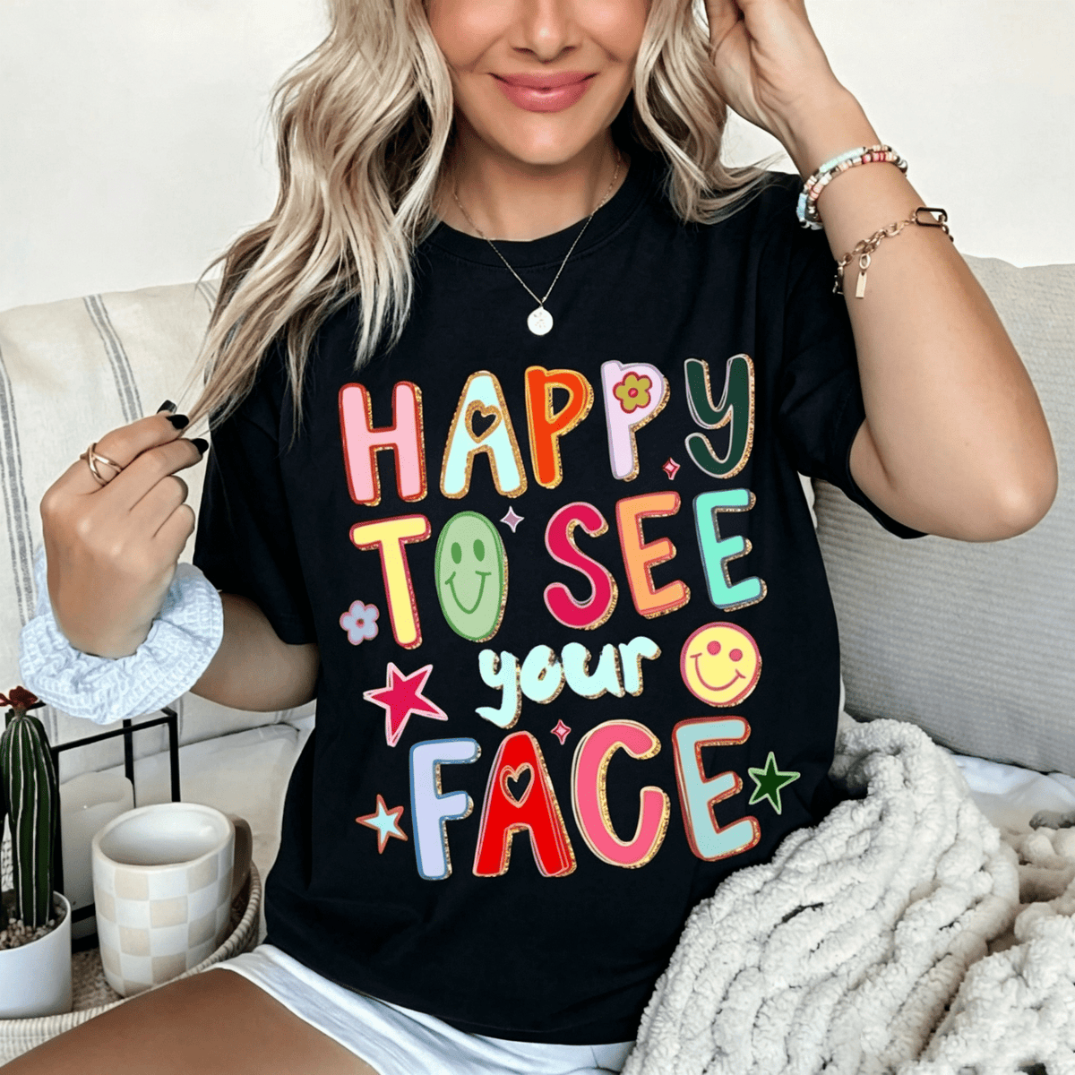 Women's Happy To See Your Face Colorful Doodle Graphic T‑Shirt 100%Cotton Hand Drawn Colorful Doodle Stars Messy Glitter Teacher T-shirt Appreciation Gift Tee