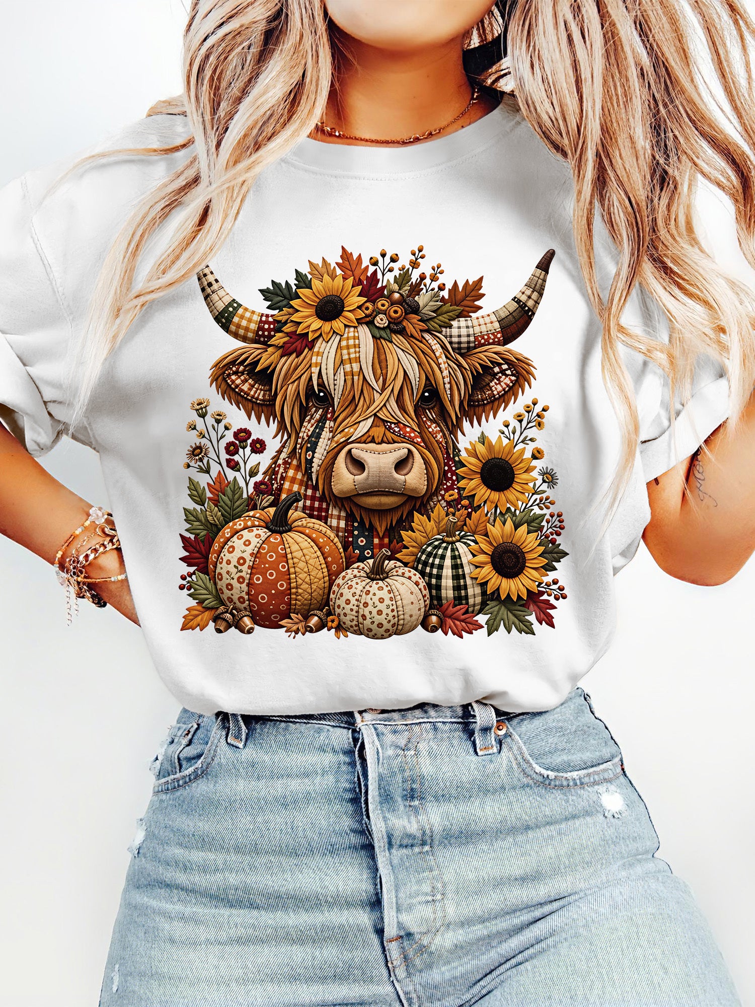 Women's Crew Neck Graphic T-Shirt, Fall Highland Cow Pumpkin Sunflower Maple Leaf Autumn Short Sleeve Casual Tee