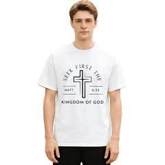 Seek The Kingdom Of God, God Is Worthy Of Your Faith, Believe In Christianity, Classic Retro Fashion High Street Cross Popular Letter Pattern Printing Boutique Cotton T-Shirt, Men's Summer High-Quality Printed Cotton pure cot