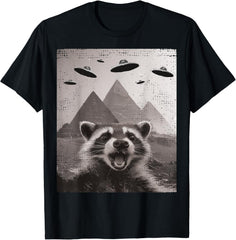 Raccoon UFO Meme - Funny Racoon Selfie with UFOs Unisex T-Shirt